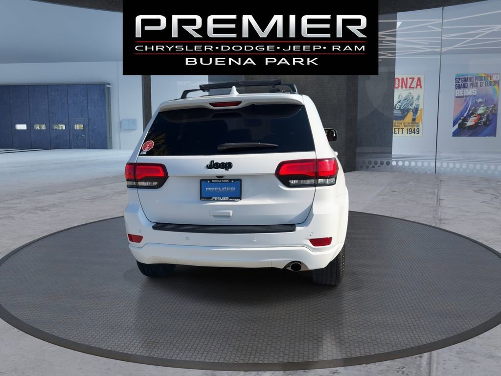 Used 2020 Jeep Grand Cherokee Altitude RWD image 7