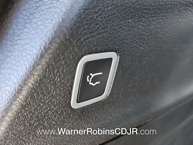 New 2026 Chrysler Pacifica Select image 14