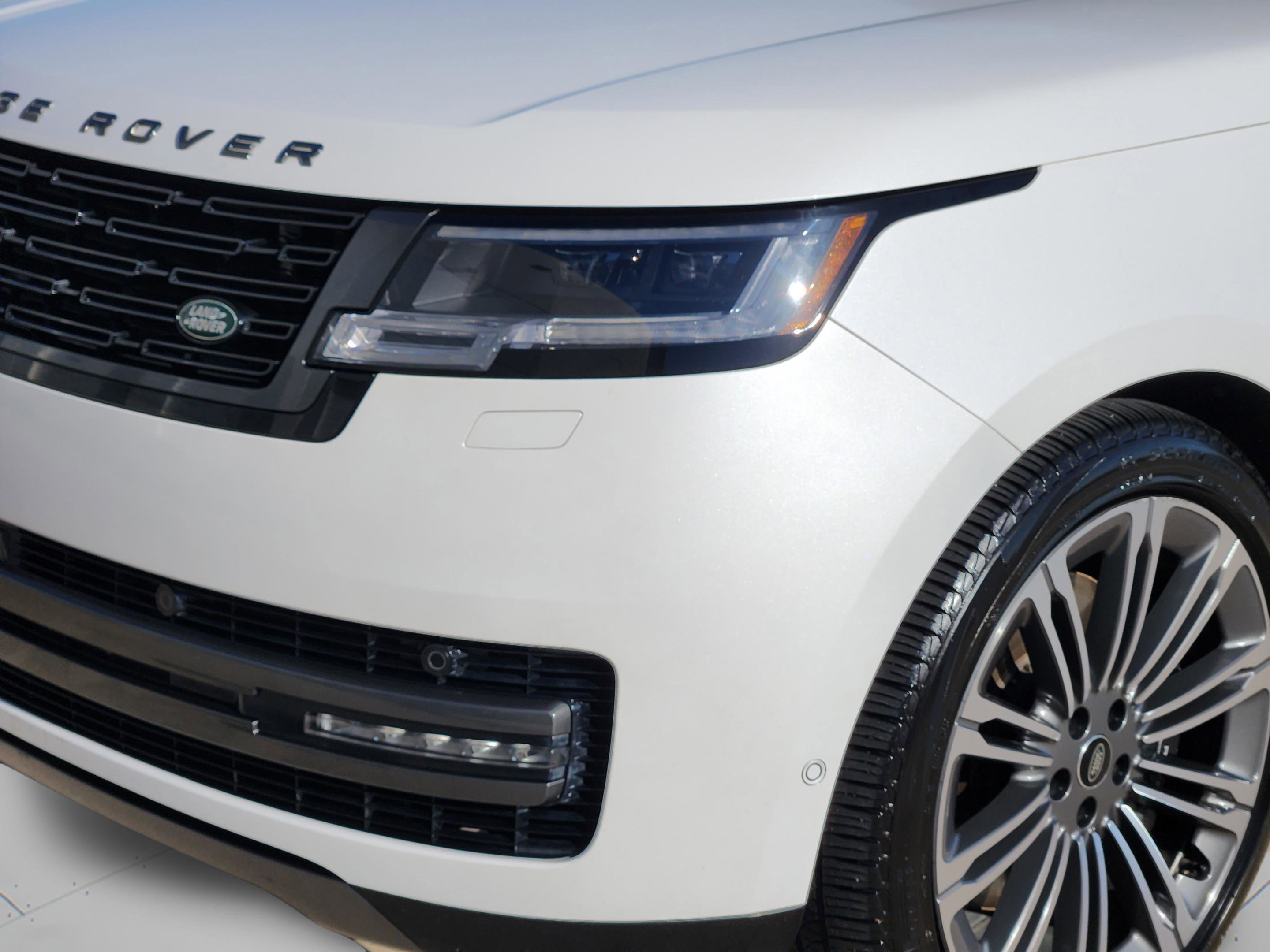 Used 2023 Land Rover Range Rover SE AWD/4WD image 30