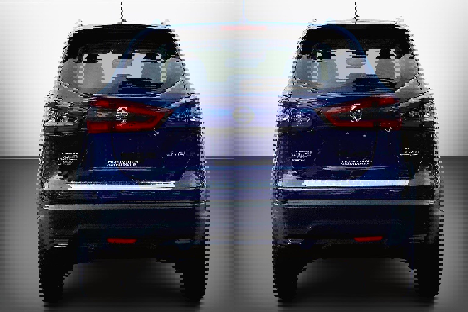 Used 2021 Nissan Rogue Sport SL w/ Premium Package image 6