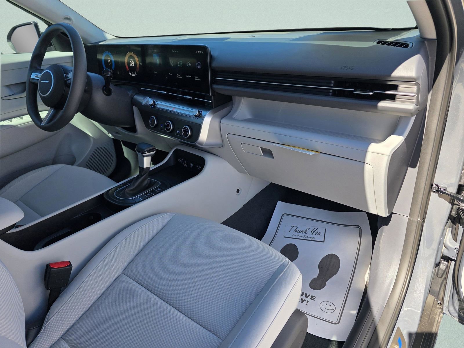 New 2026 Hyundai Kona SE image 14