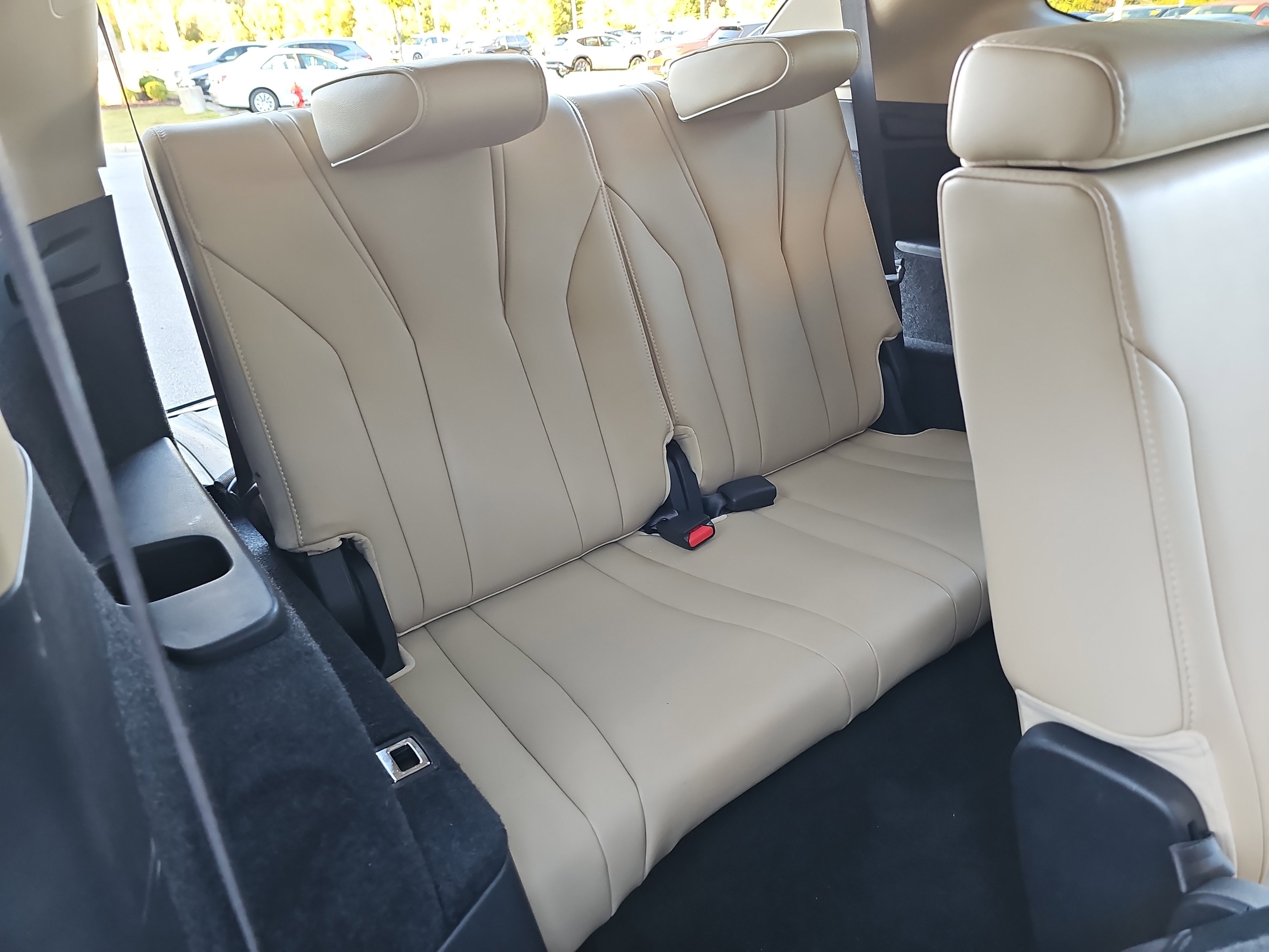 Used 2023 Acura MDX SH-AWD w/ Advance Package image 12