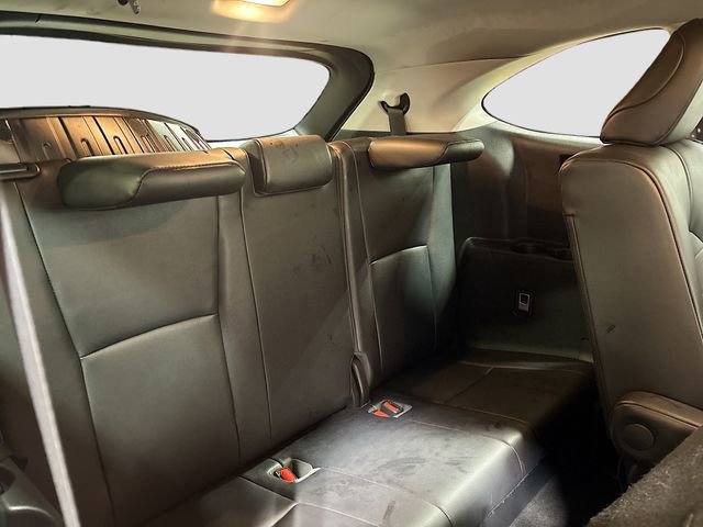 Used 2020 Toyota Highlander XLE AWD/4WD image 25