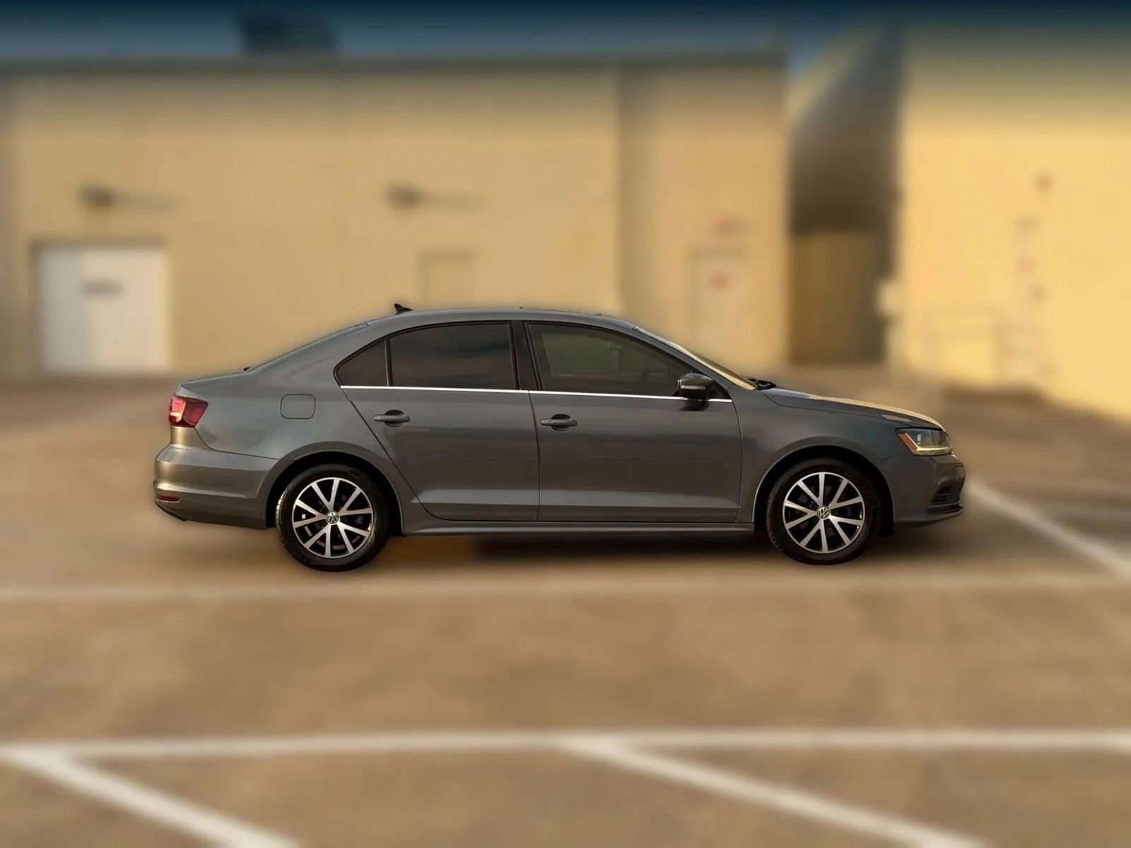 Used 2017 Volkswagen Jetta SE image 10