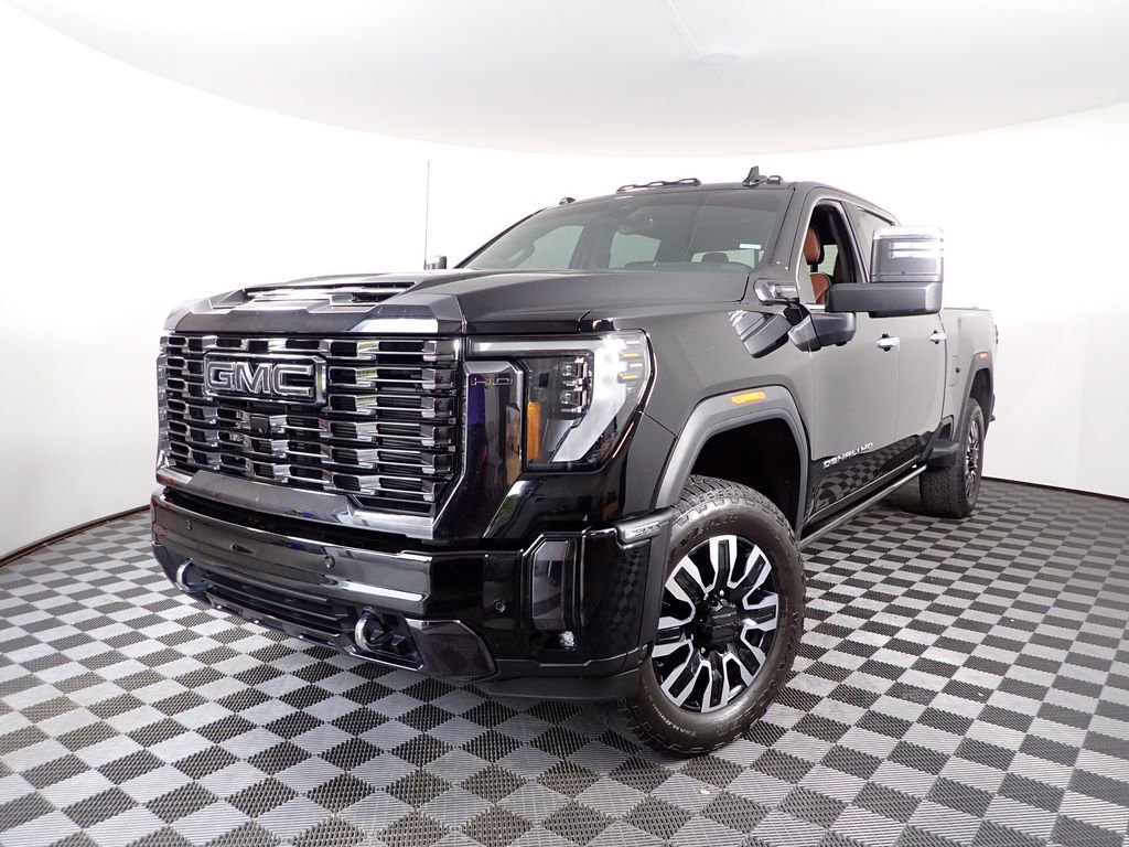 Used 2024 GMC Sierra 2500 Denali Ultimate w/ Snow Plow Prep/Camper Package AWD/4WD image 2