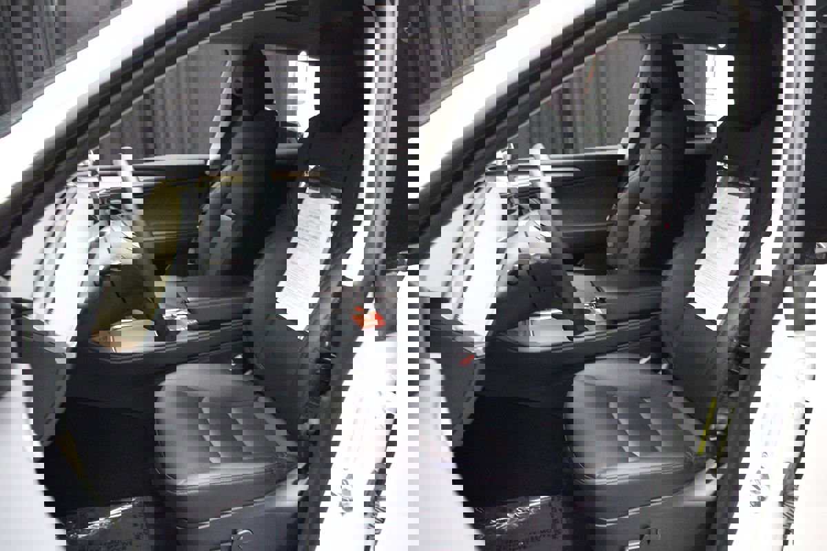 Used 2023 Tesla Model Y Long Range image 29