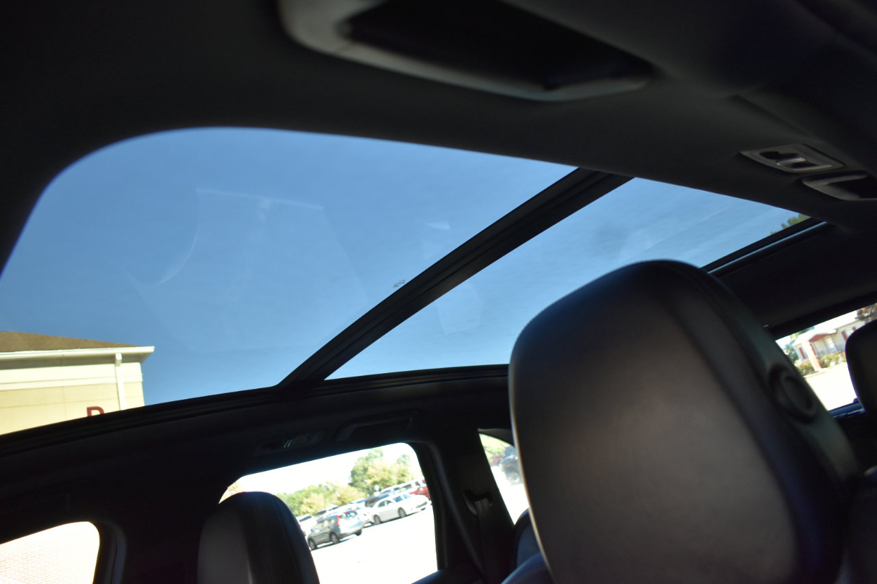 Used 2018 Porsche Cayenne Platinum Edition image 48