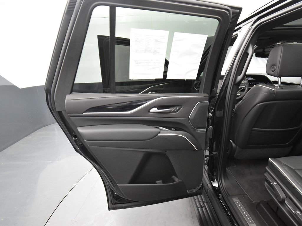 Used 2022 Cadillac Escalade Sport image 13