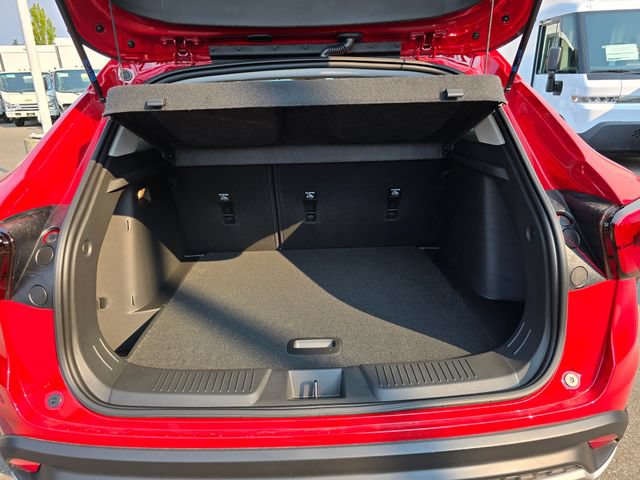 New 2026 Chevrolet Trax LT w/ LT Convenience Package FWD image 14