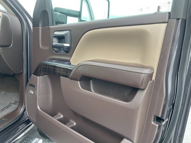 Used 2016 GMC Sierra 2500 Denali w/ Duramax Plus Package image 24