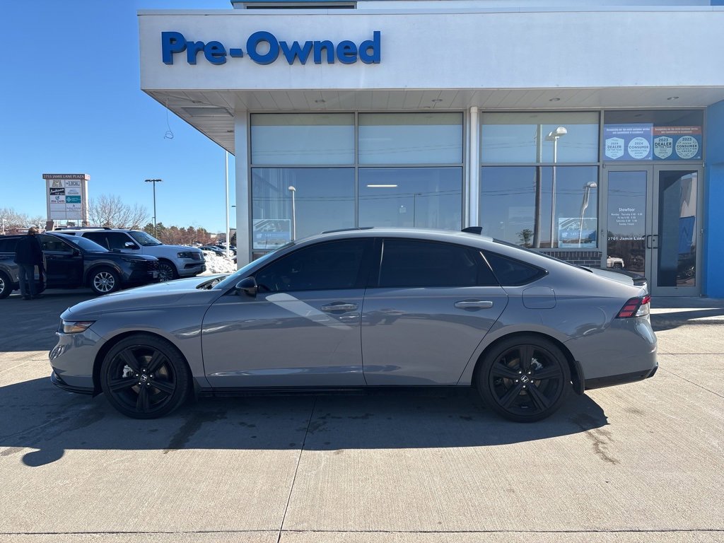 Used 2023 Honda Accord Sport image 8