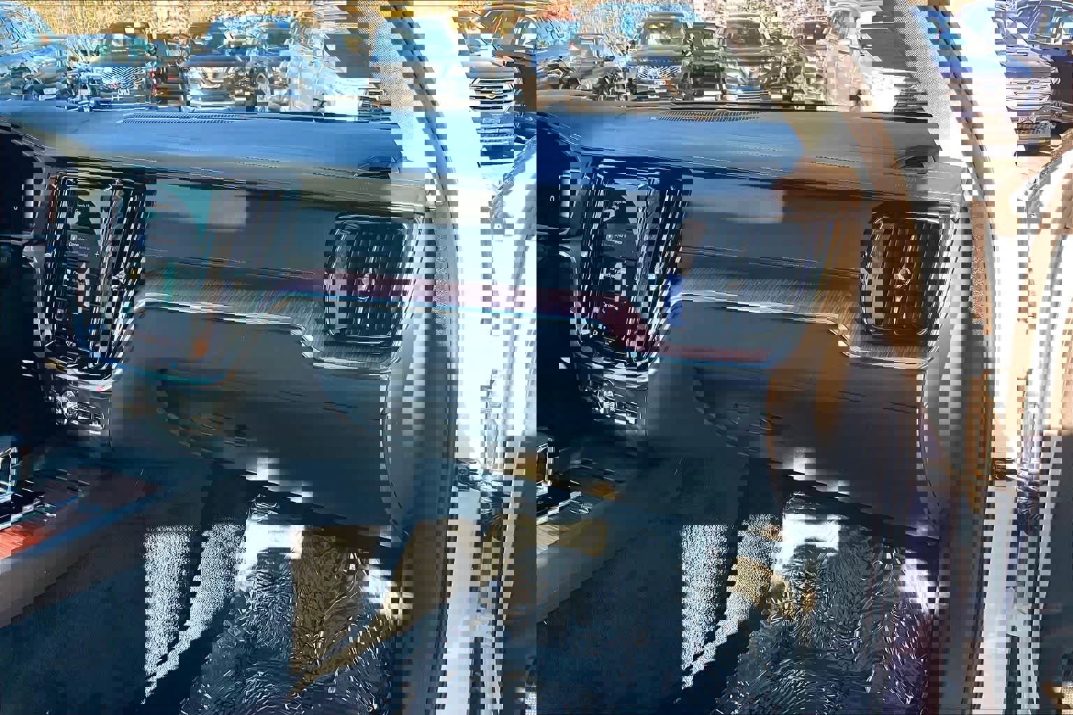 Certified 2024 Volvo S60 B5 Ultimate image 17