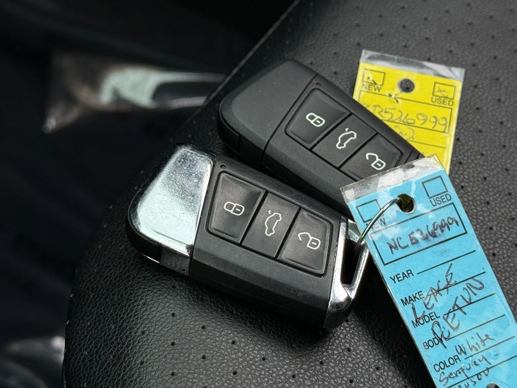 Used 2022 Volkswagen Atlas SE image 30