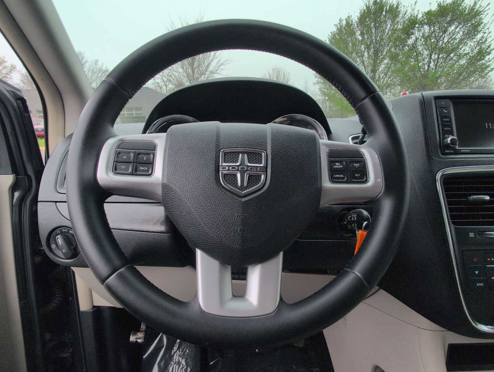 Used 2012 Dodge Grand Caravan Crew w/ Crew Value Pkg image 22