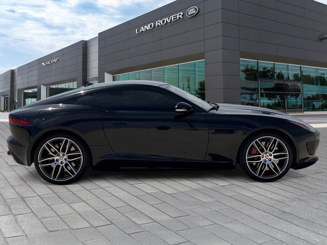 Used 2017 Jaguar F-TYPE R image 6