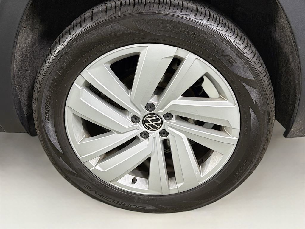 Used 2021 Volkswagen Atlas Cross Sport SE image 34