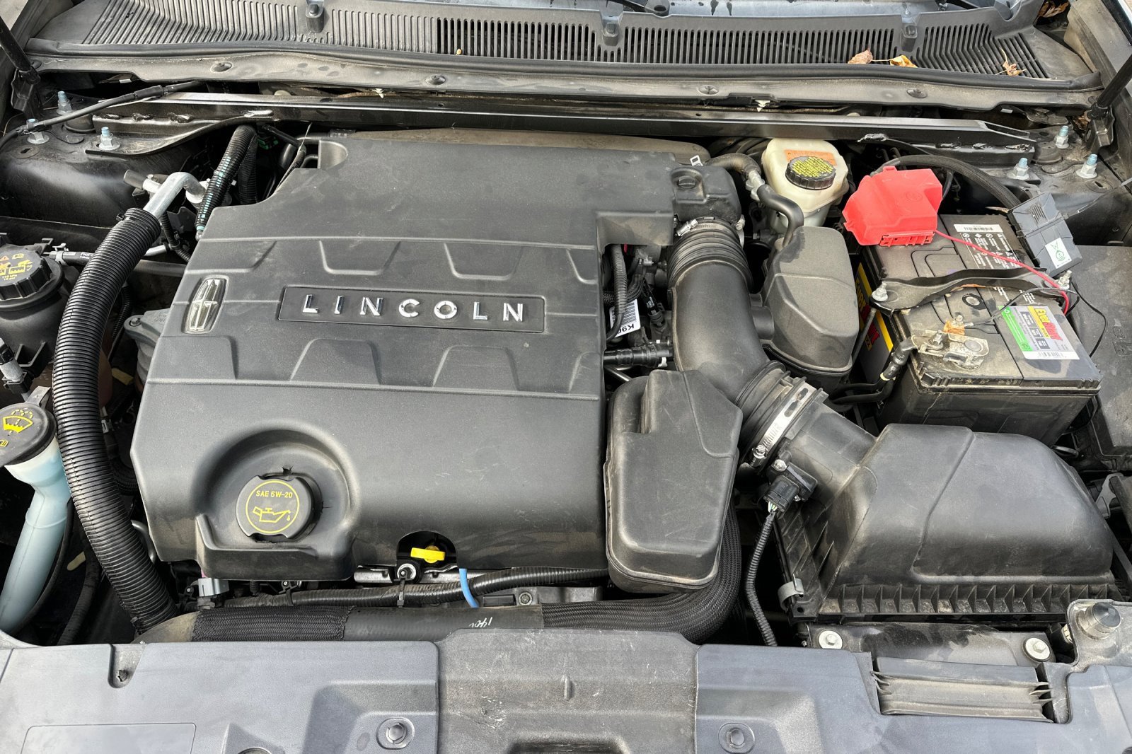 Used 2014 Lincoln MKS w/ Equipment Group 101A image 54