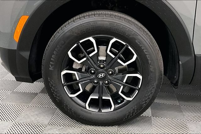 Used 2024 Hyundai Santa Cruz Night AWD/4WD image 10