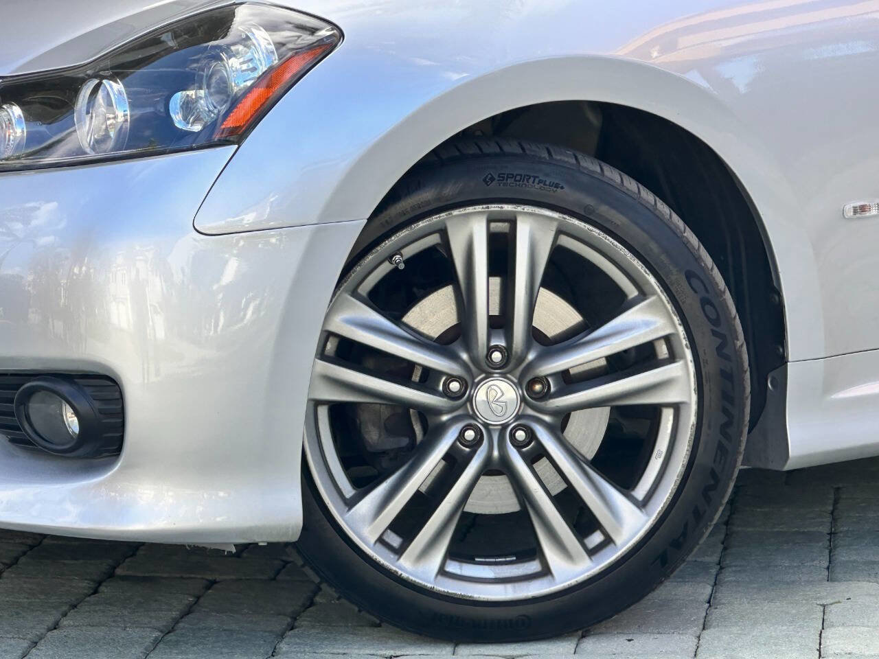 Used 2008 INFINITI M45 w/ Technology Pkg RWD image 3