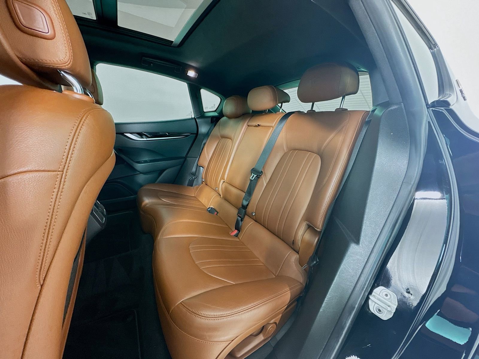 Used 2021 Maserati Levante image 22