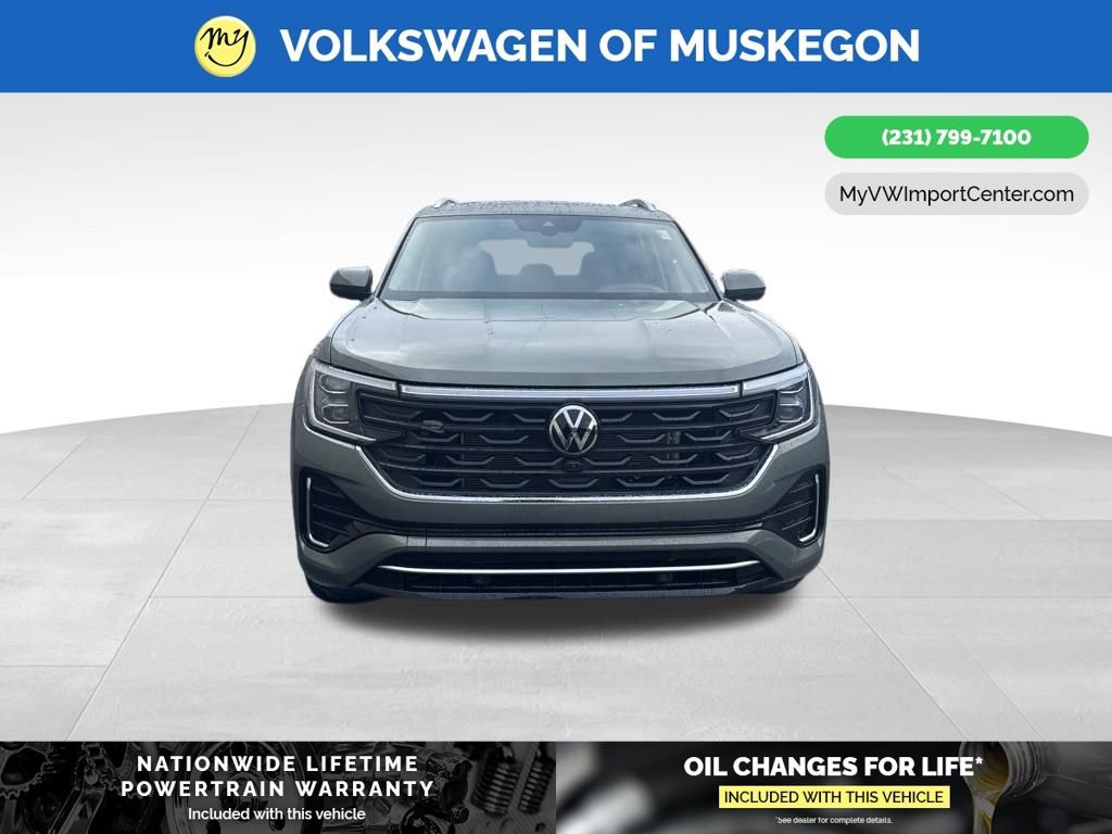 New 2026 Volkswagen Atlas SEL Premium R-Line image 2