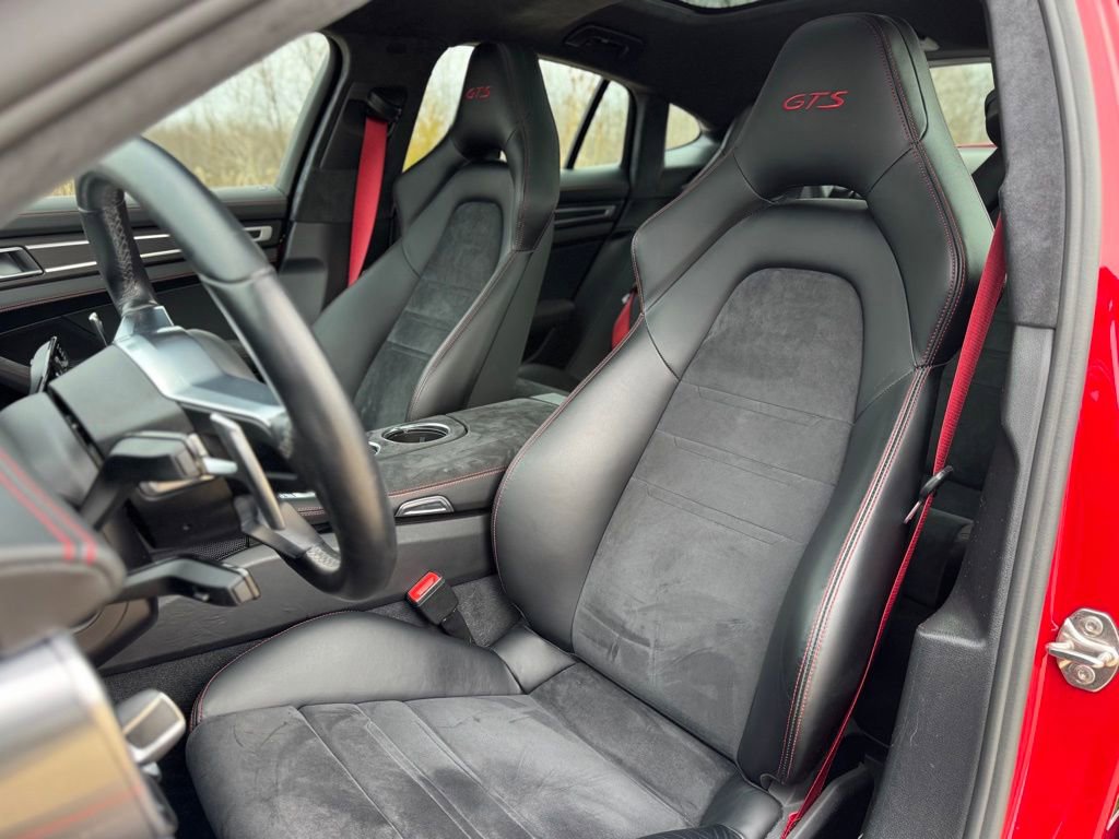 Used 2019 Porsche Panamera GTS image 5