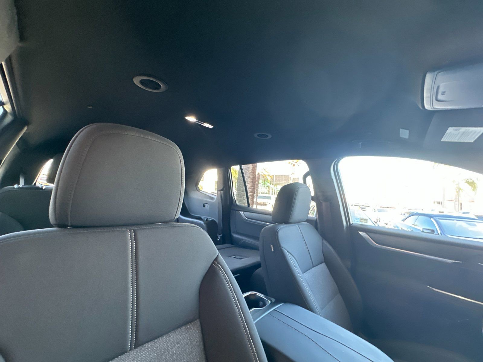 New 2025 GMC Acadia Elevation image 18