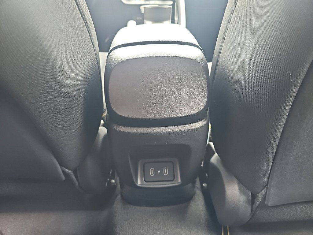 New 2026 Hyundai Elantra SE FWD image 28
