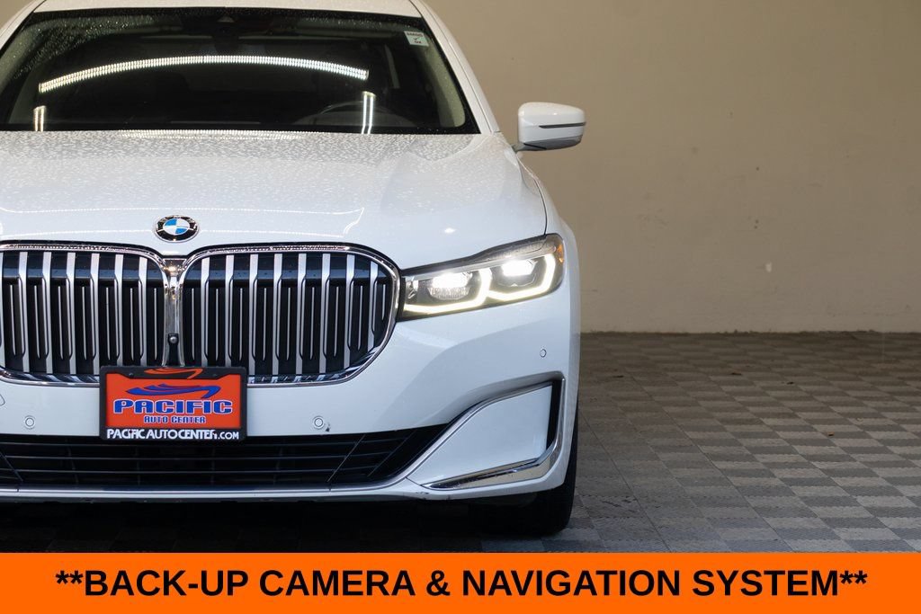 Used 2021 BMW 740i w/ Premium Package RWD image 5