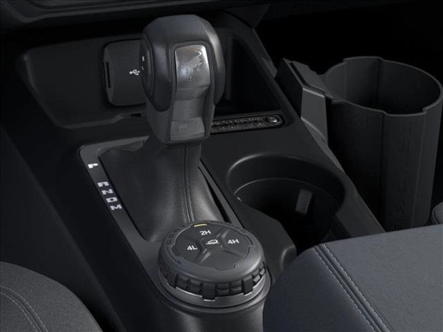 New 2025 Ford Bronco Outer Banks image 17