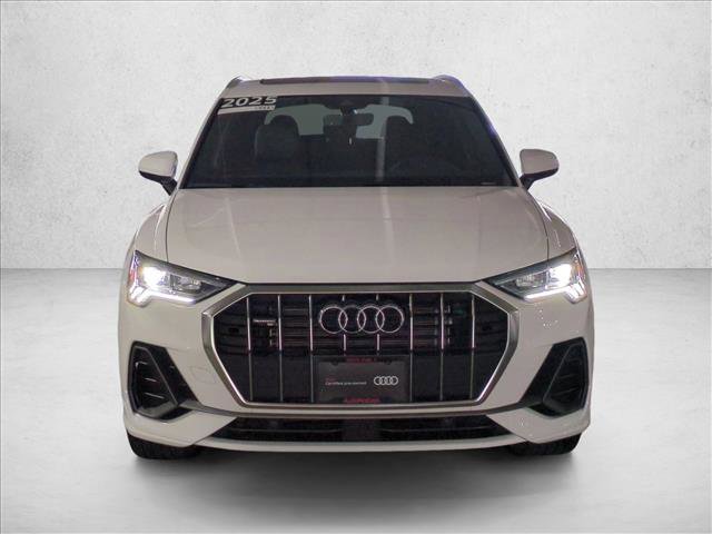 Certified 2025 Audi Q3 2.0T Premium w/ Convenience Package image 2