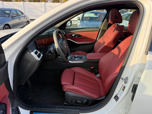 Certified 2025 BMW 330i xDrive Sedan w/ M Sport Package image 18