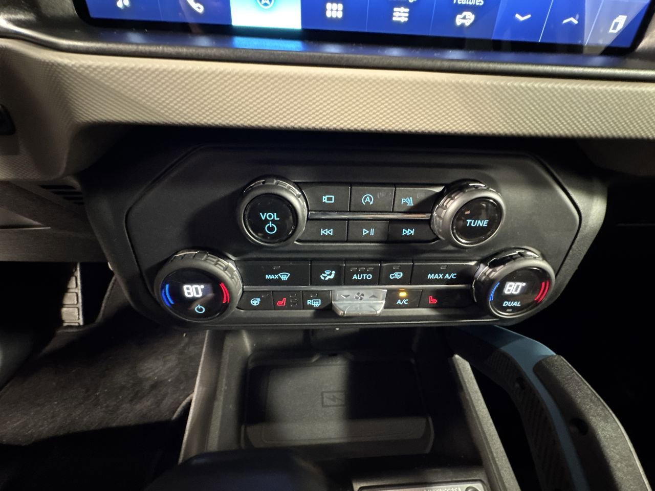 Used 2023 Ford Bronco Wildtrak image 26