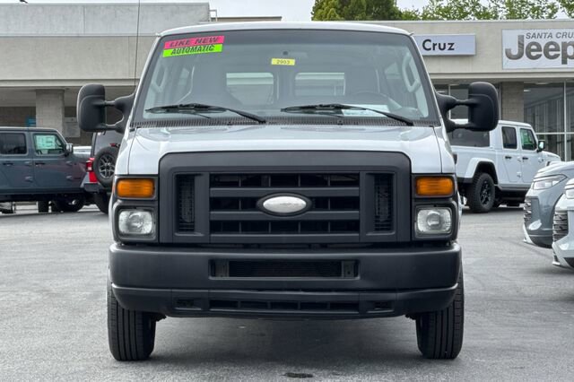 Used 2014 Ford E-150 and Econoline 150 w/ Power Group image 9