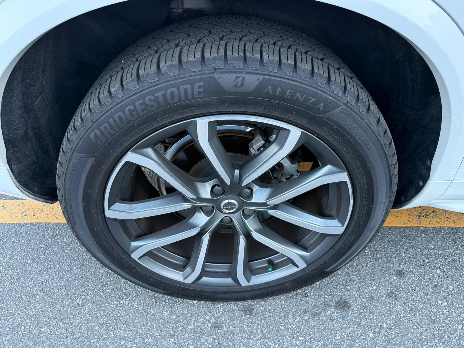Used 2016 Volvo XC90 T6 Inscription AWD/4WD image 40