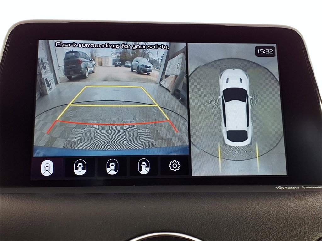 Used 2020 Kia Stinger GT2 image 13