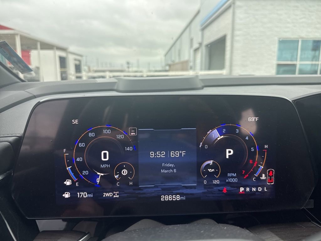 Used 2025 Chevrolet Tahoe Z71 w/ Comfort Package image 11