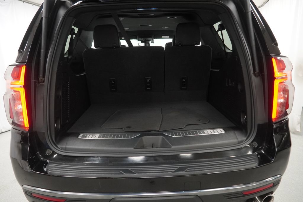 Used 2024 Chevrolet Suburban Premier image 46