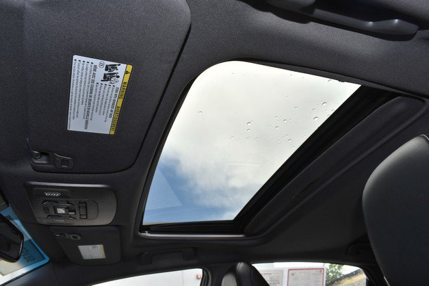 Certified 2019 Toyota Avalon XLE w/ Moonroof Package FWD image 19