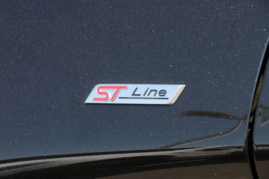 New 2026 Ford Explorer ST-Line w/ ST-Line Street Pack AWD/4WD image 10