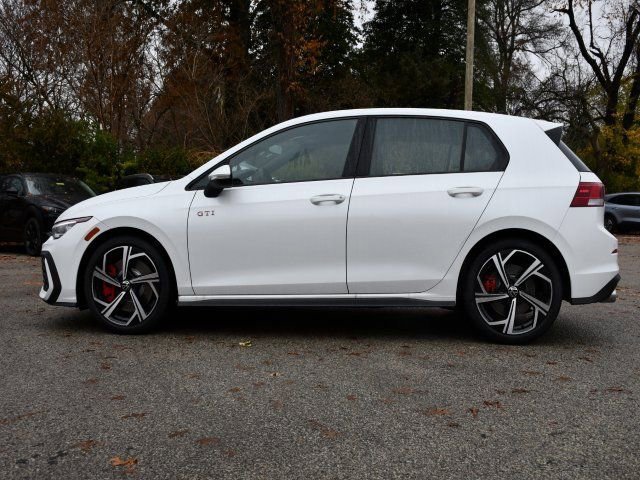 New 2026 Volkswagen GTI SE FWD image 4