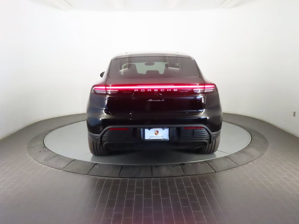New 2026 Porsche Macan 4 Electric AWD/4WD image 6