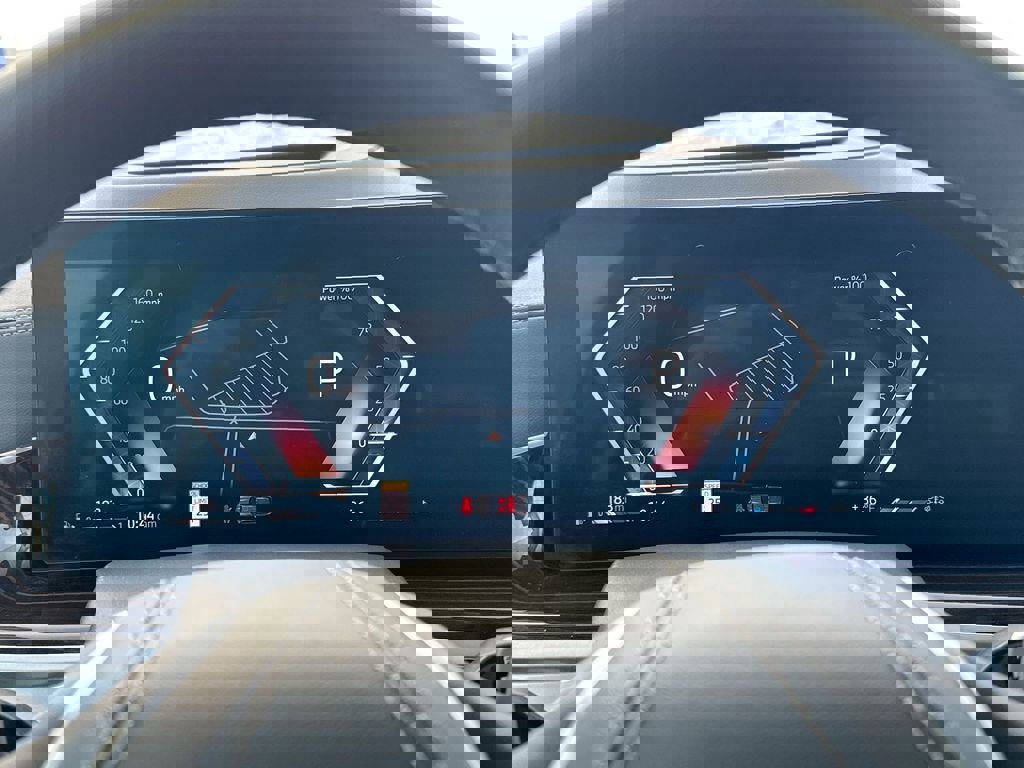 Used 2026 BMW X7 xDrive40i image 11