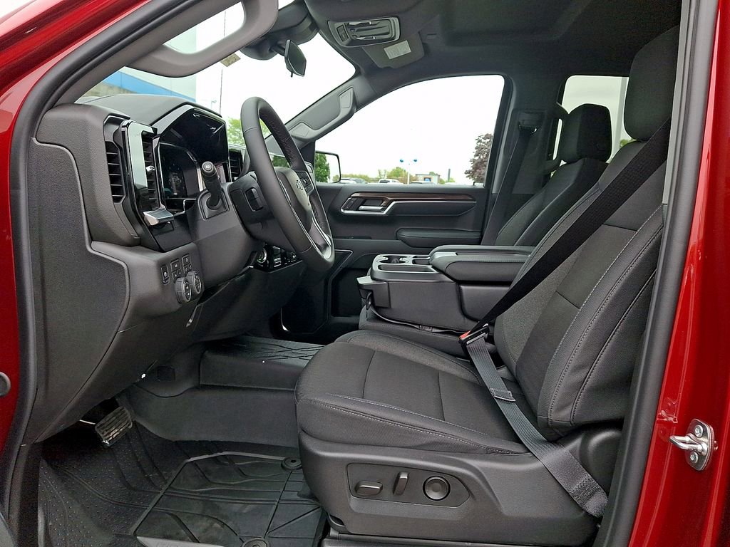 New 2026 Chevrolet Silverado 1500 RST AWD/4WD image 9