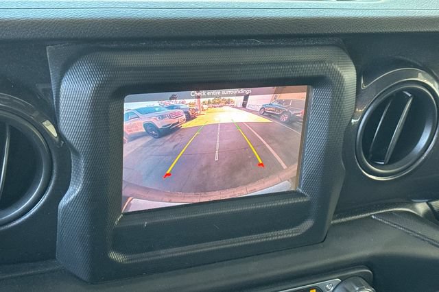 Used 2021 Jeep Wrangler Unlimited Sport AWD/4WD image 19