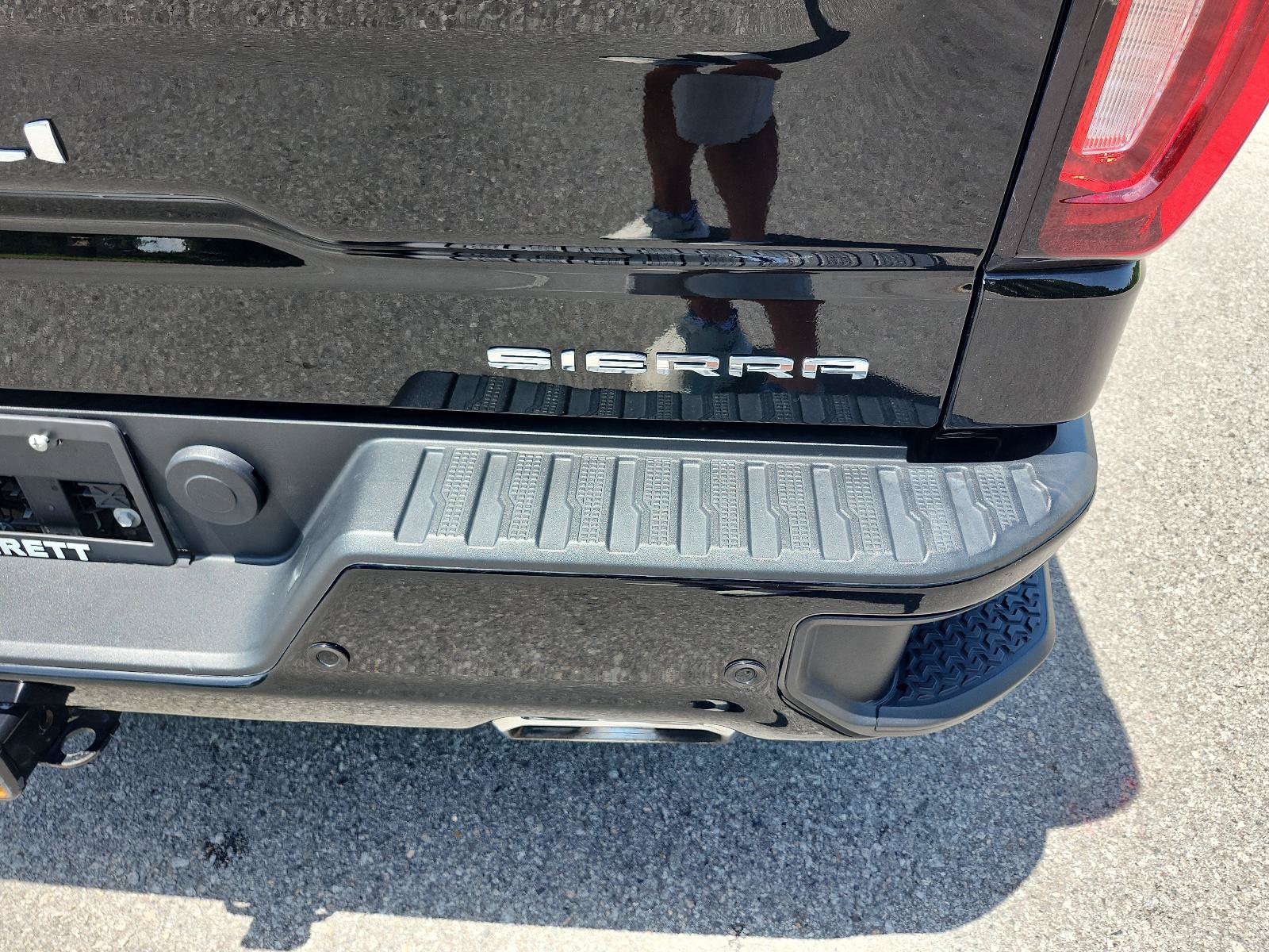Certified 2024 GMC Sierra 1500 Denali AWD/4WD image 5