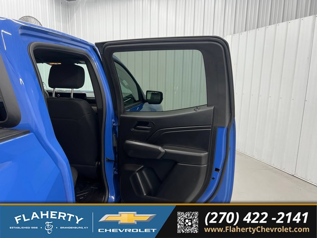 Used 2025 Chevrolet Colorado Trail Boss AWD/4WD image 12