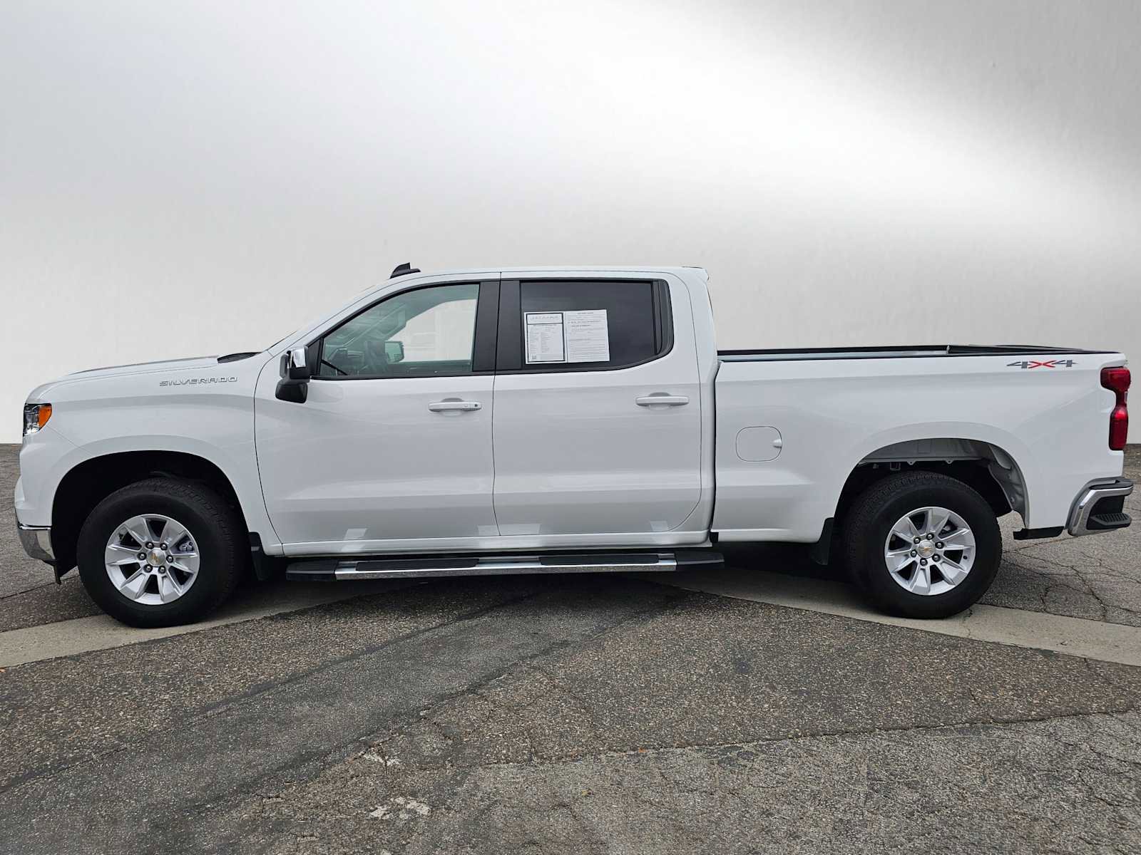 Used 2025 Chevrolet Silverado 1500 LT w/ Convenience Package II image 6
