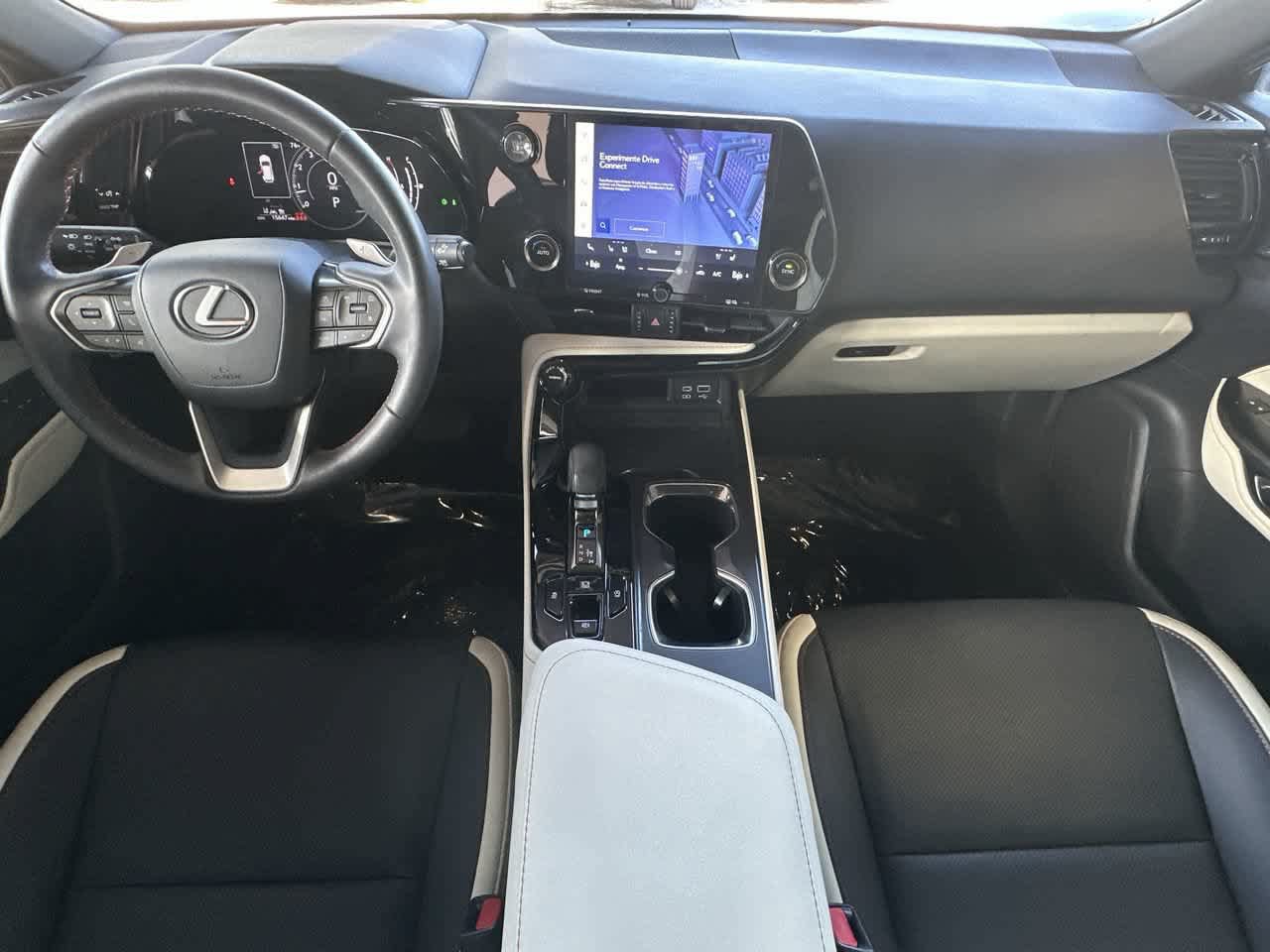 Used 2024 Lexus NX 250 FWD w/ Towing Package (2000 Lbs) image 24