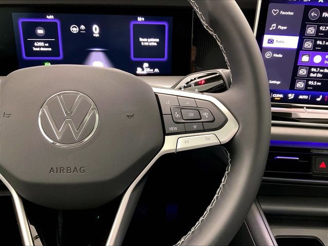 Certified 2025 Volkswagen Tiguan SE w/ Panoramic Sunroof Package image 14